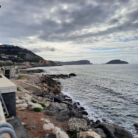 Lungomare Bed & Breakfast Pozzuoli Eksteriør bilde